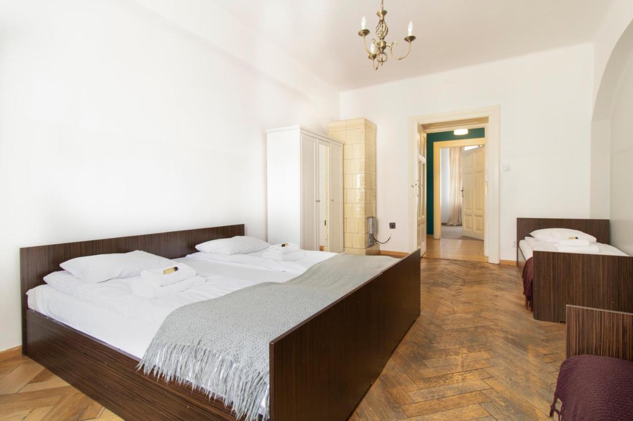 Spacious Apartments Zyblikiewicza Street Красков Екстериор снимка