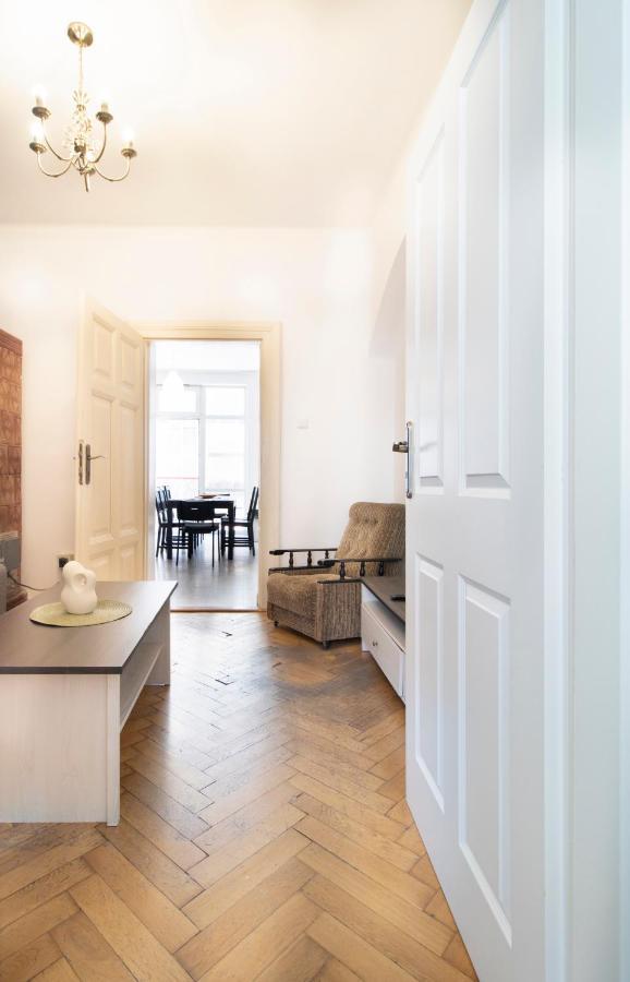 Spacious Apartments Zyblikiewicza Street Красков Екстериор снимка