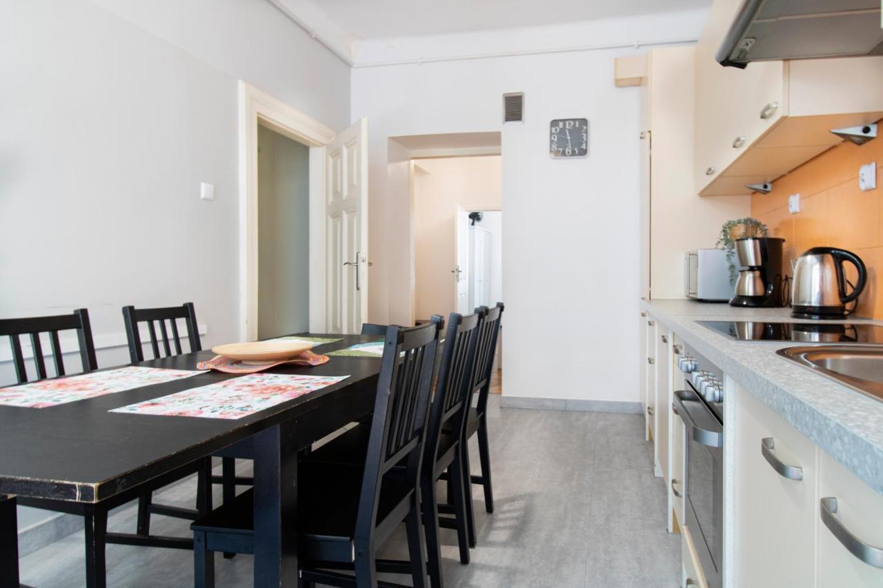 Spacious Apartments Zyblikiewicza Street Красков Екстериор снимка