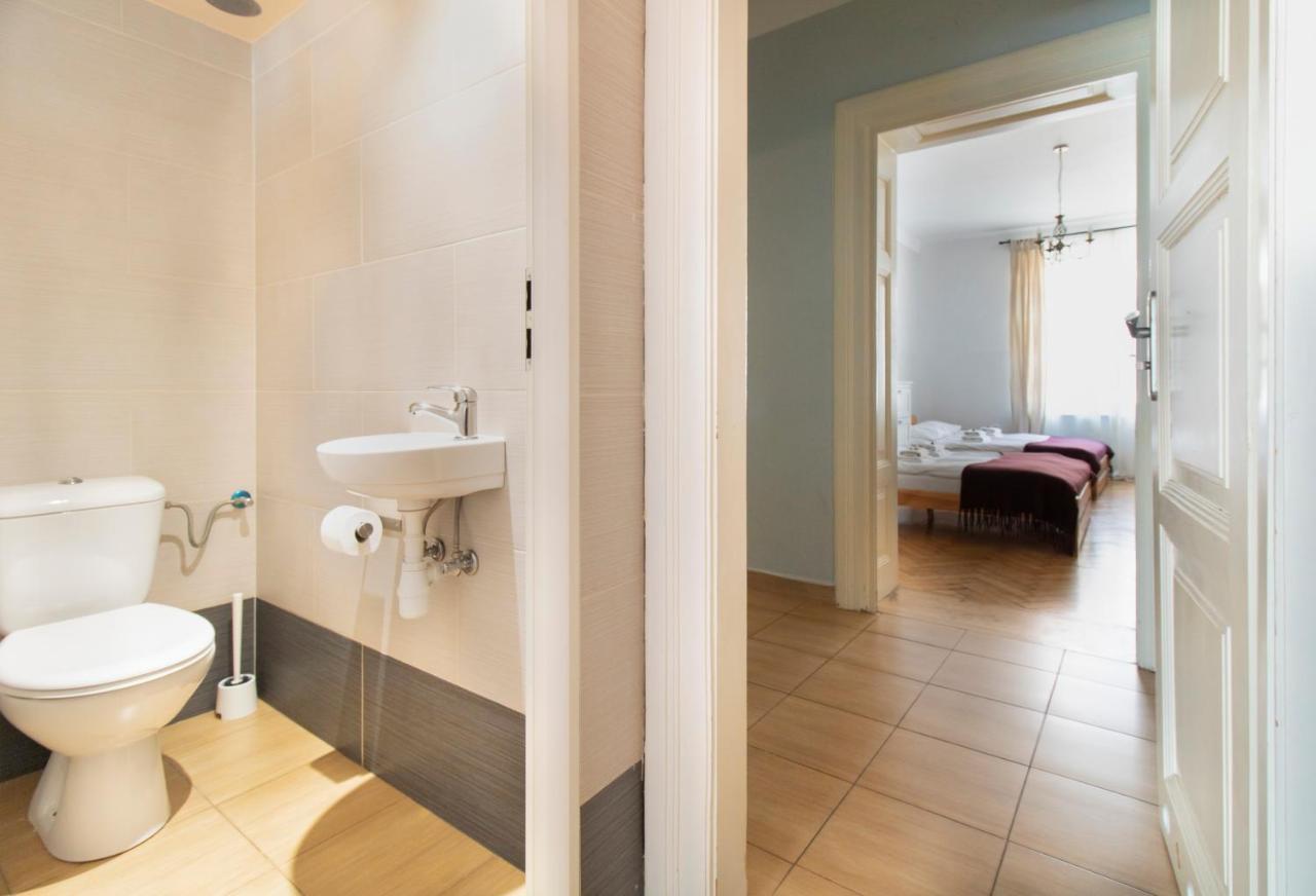 Spacious Apartments Zyblikiewicza Street Красков Екстериор снимка