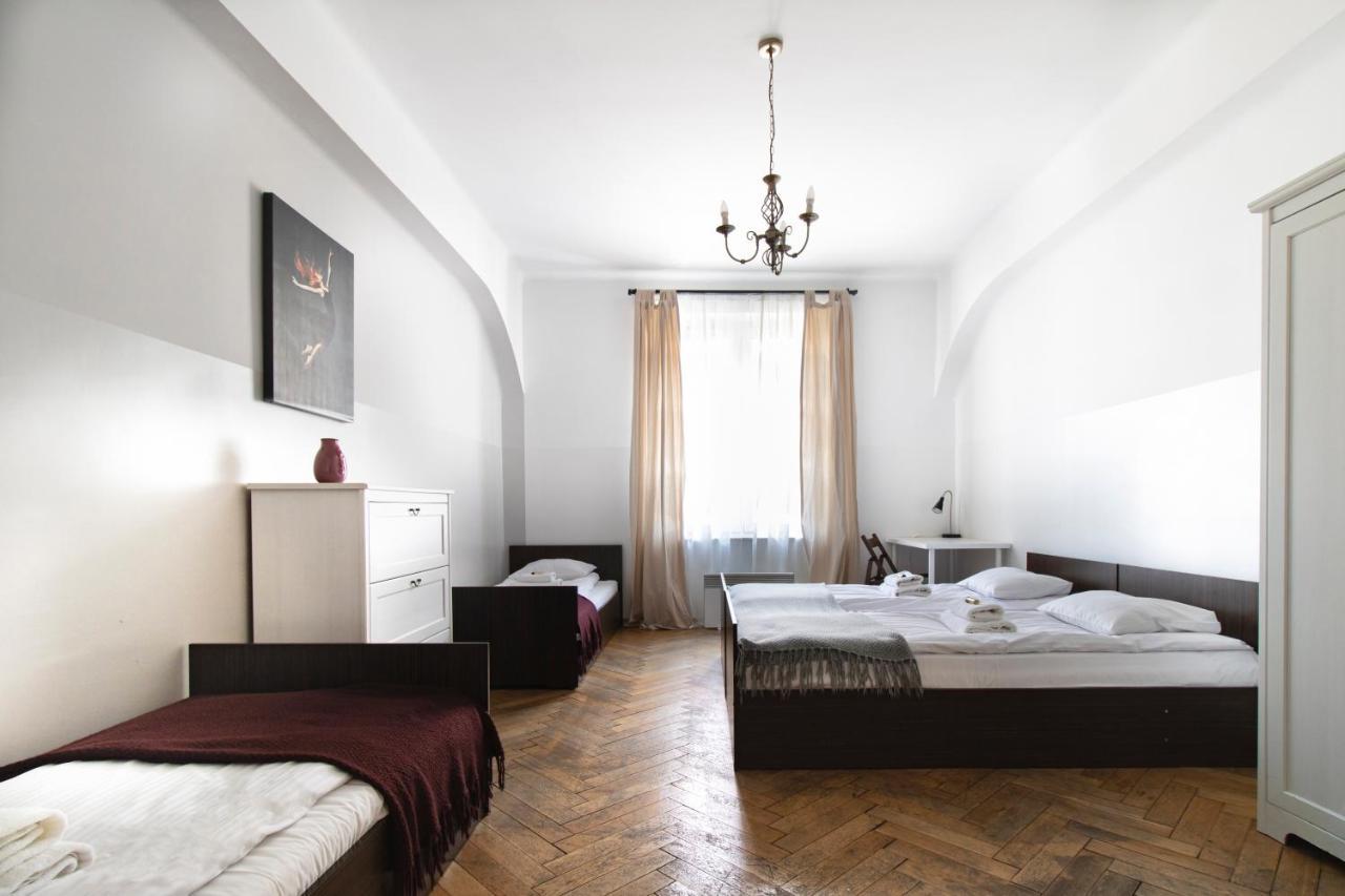 Spacious Apartments Zyblikiewicza Street Красков Екстериор снимка