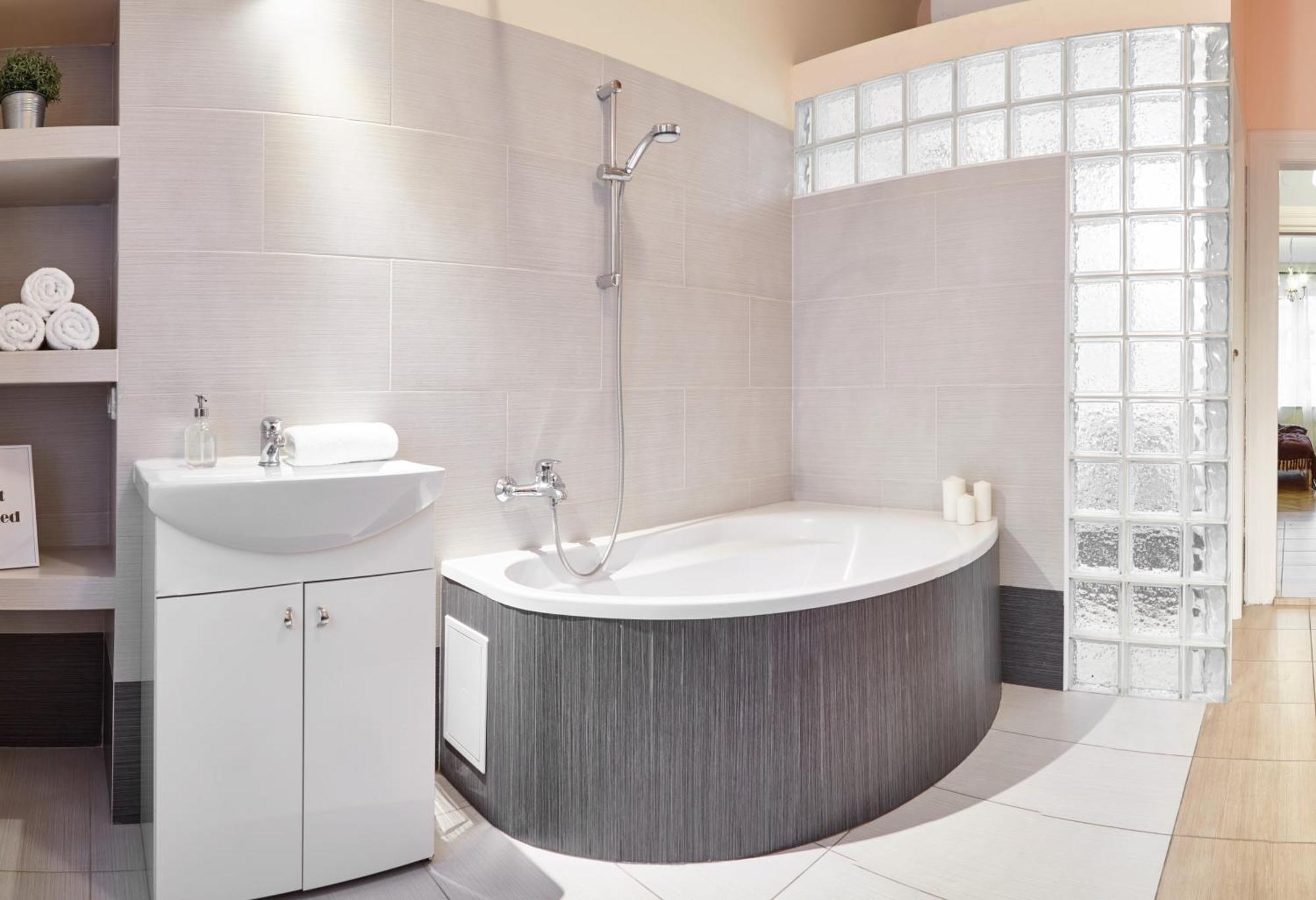 Spacious Apartments Zyblikiewicza Street Красков Екстериор снимка
