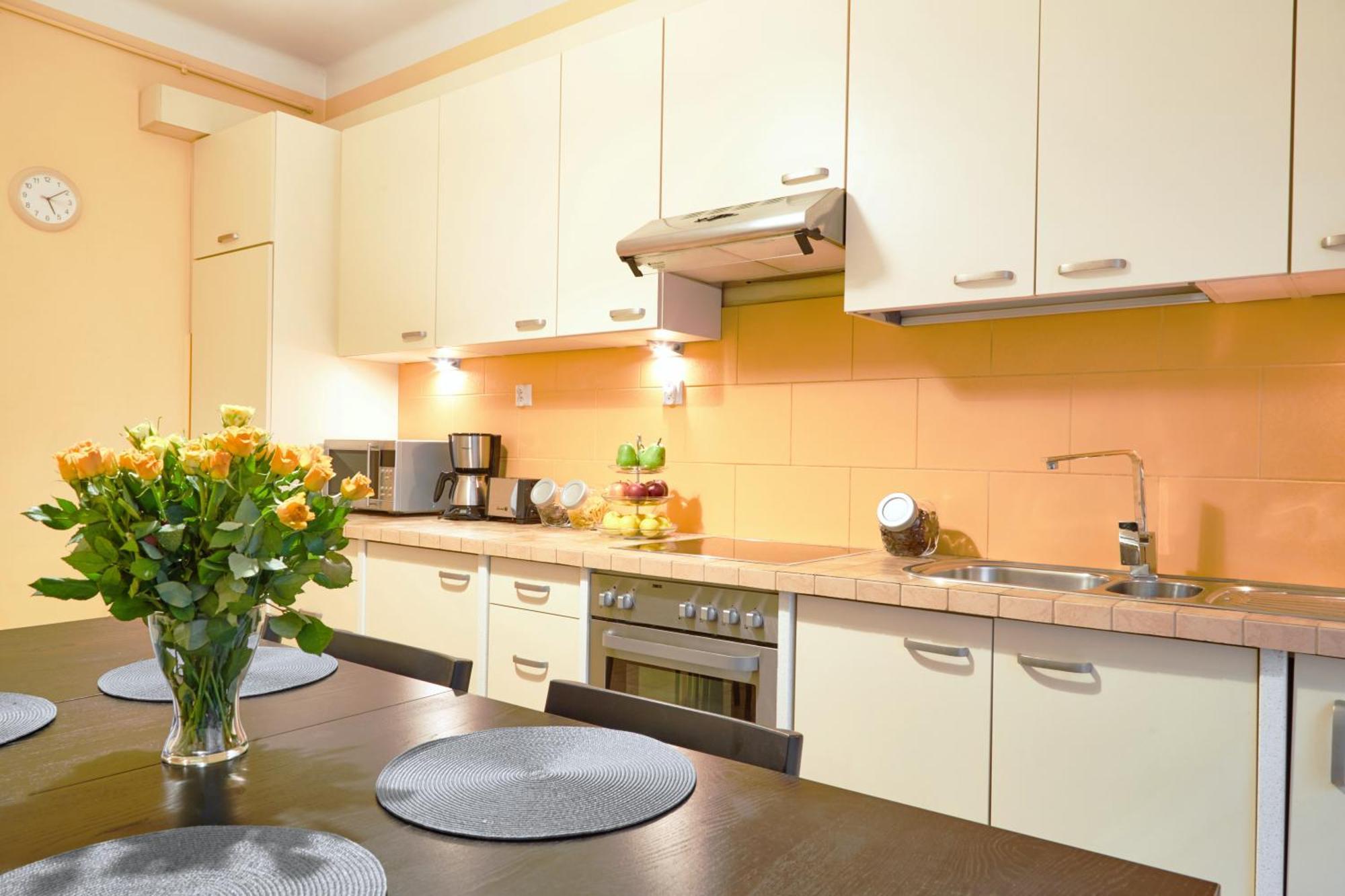 Spacious Apartments Zyblikiewicza Street Красков Екстериор снимка